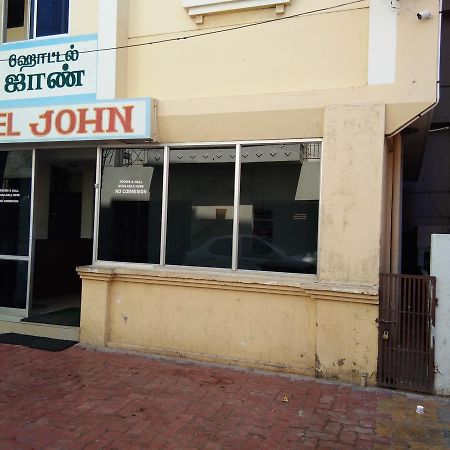 Hotel John Канниякумари Экстерьер фото